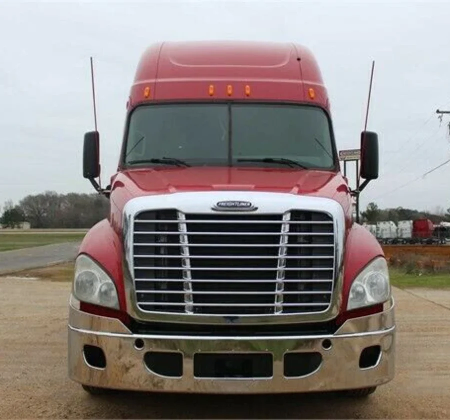 Freightliner Cascadia Chrome Bumper 16″ With Installation Kit